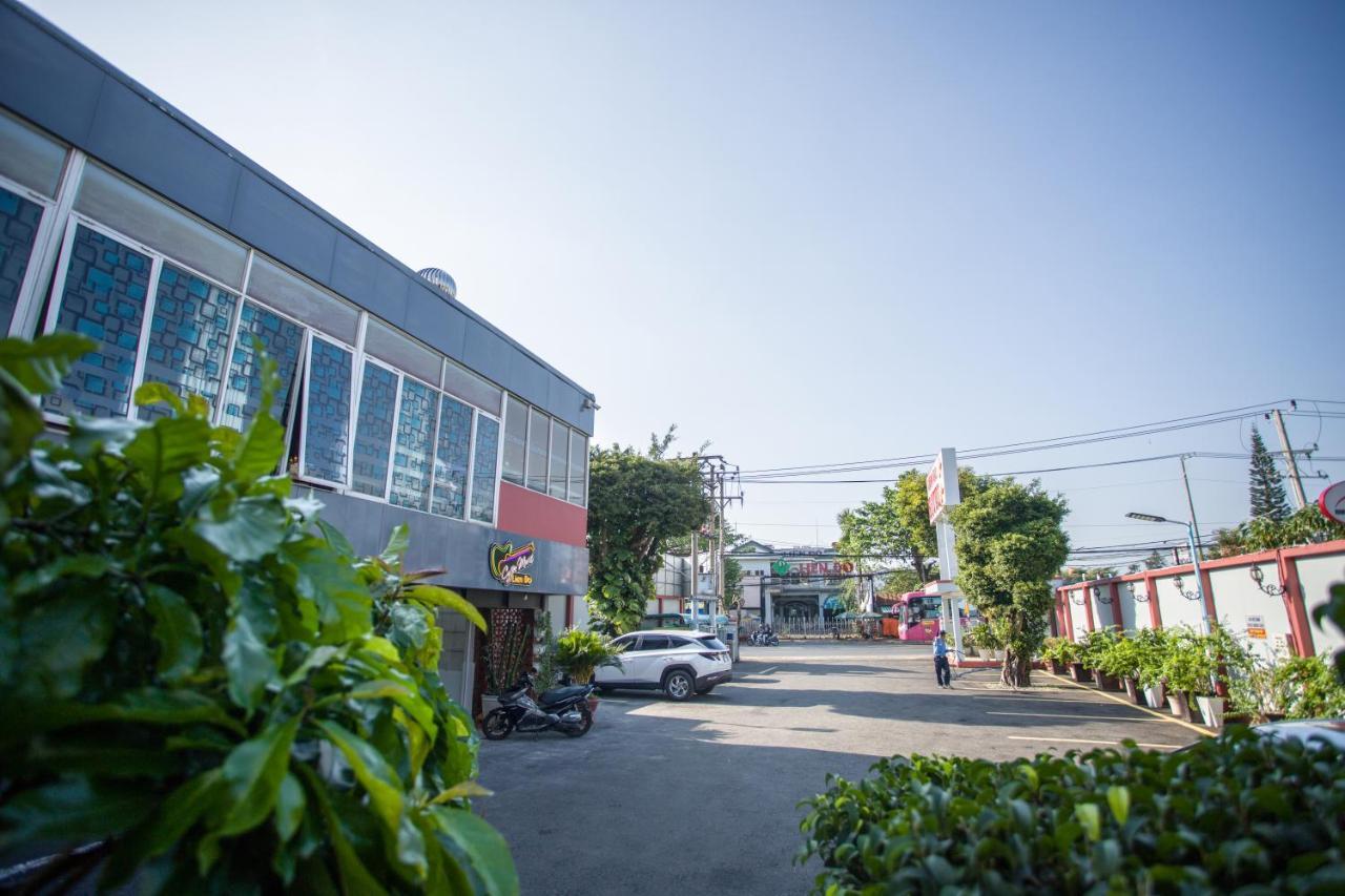 连多星酒店 保禄 外观 照片